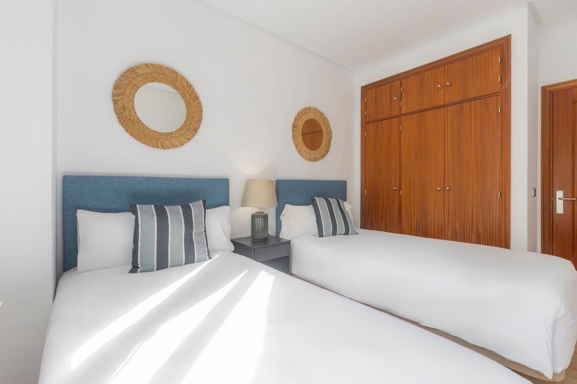 Apartamentos Moon Dreams Puerto エル・プエルト・デ・サンタ・マリア エクステリア 写真